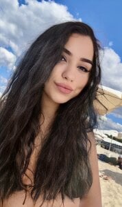 NiicoleNova Aww Pic 2