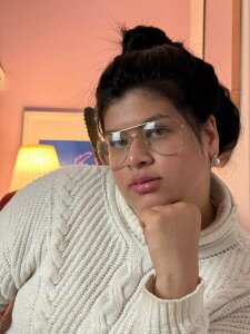 READING A BOOK de adhara-walk  5 Imagens