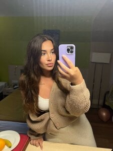 _Eva_Rose_