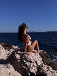 Ann_Passion Beach photo Pic 3