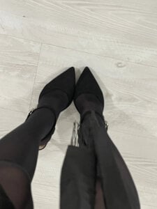 WandaHeat My heels 👠 Pic 3