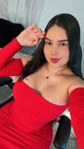 AmaraVelin RED Pic 3