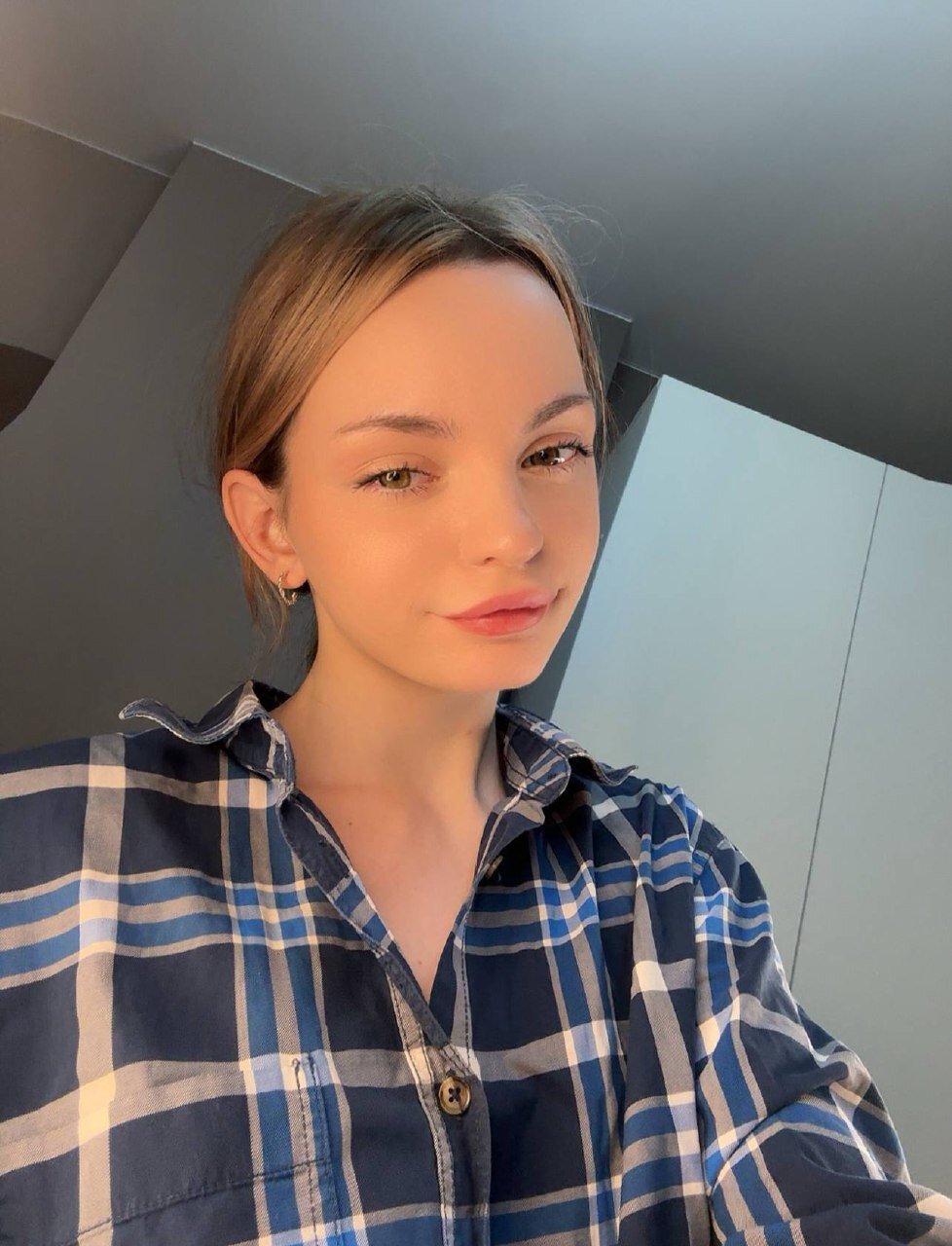 MaryFlare Public Gambar