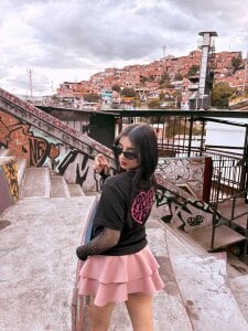 Abriil_cuteeの🖤🖤の 3枚の写真