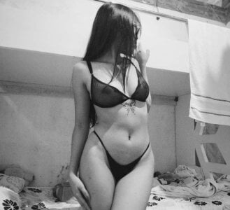 LeaneRous Public 圖片