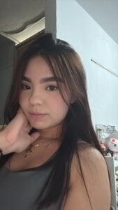 Samantha_Peach_ Cute Girl 🤍 Pic 3