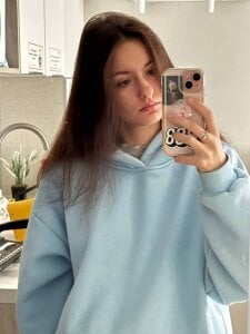 Golden__Whisper Public Gambar 3