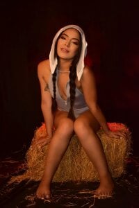 Sofia_Clauss_ Bunny on Halloween! 🔥🐰🎃 Fotka 4