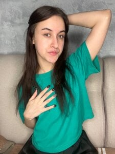 MarcelinaMei cutie in green Foto