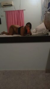 Erika_04 Public Pic 7