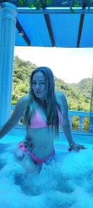 Lady-Zuit Public Pic 4