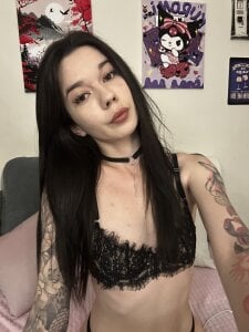 Vika_Gray Public Pic 2