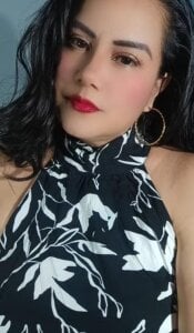 RoseVicky1 pretty and thoughtful 사진