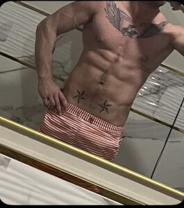 Mr_athletic_shadow Public Pic 3