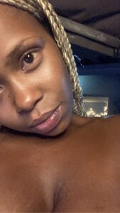 TheeBilquis_ Public Pic 3