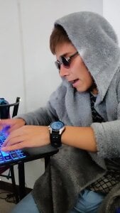 Too de Hotgirlanal  2 Imagens