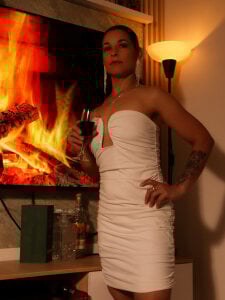 linda_cabal 🎁💗 Christmas Magic in My Smile ✨ Pic