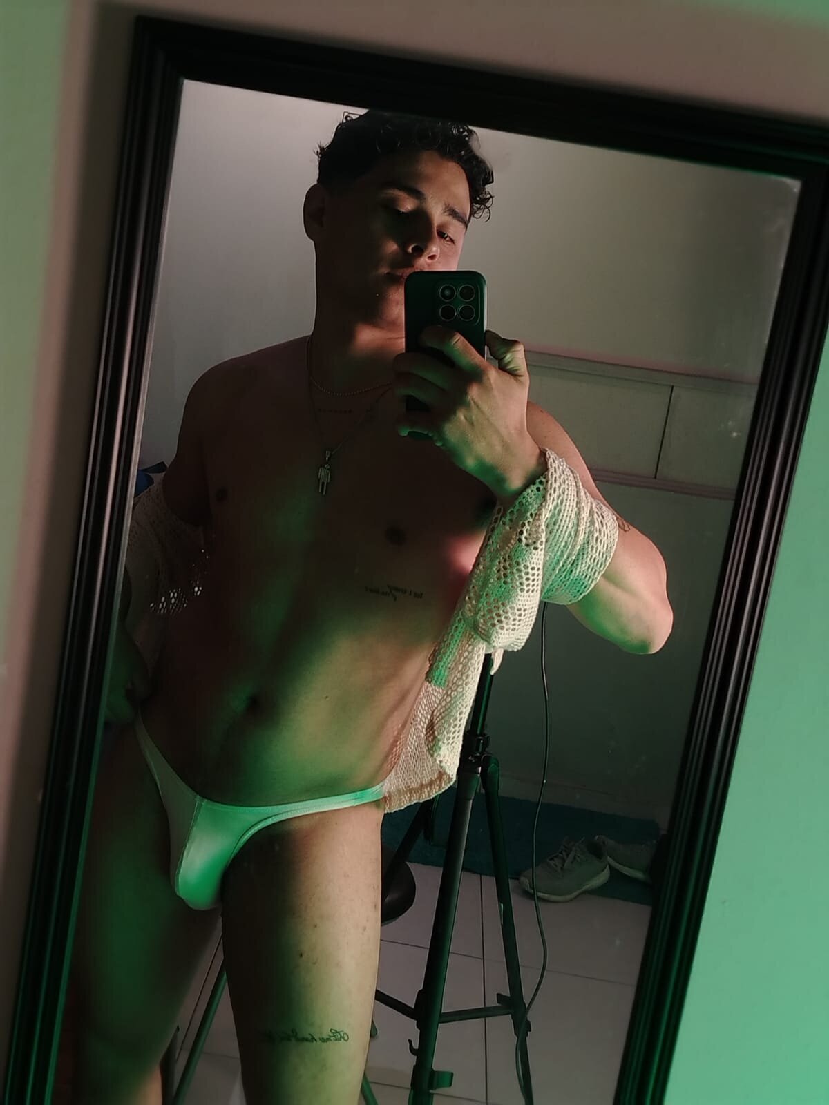 Gabriell_ramirez-এর ট্রেন্ডিং  1137টি ছবি