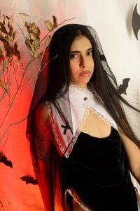 anna_alvarez This nun will only sin for today Foto 5