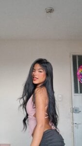 Estrella_02_ Public Pic