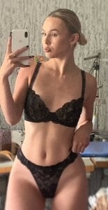 LizaUWUBrooks Me รูป  5