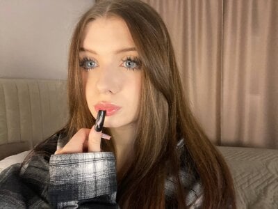 A look through the glass de AngelenaCrittendon  2 Imagens