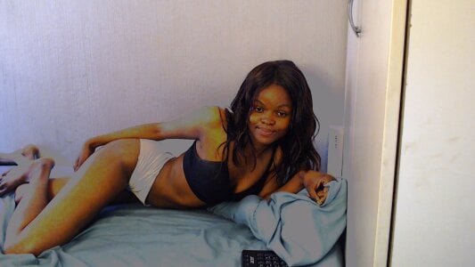 Sweet-PetiteX Public Pic 4