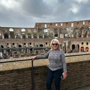 _Hot_Mommy_ Vacation ♥ Pic 3