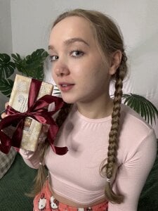 bambi_lu✨🤍EPIC GOAL 🤍 packing phone to my grandmother🤍✨图片