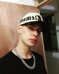 Vlad__night Just a bit of me Poză 3