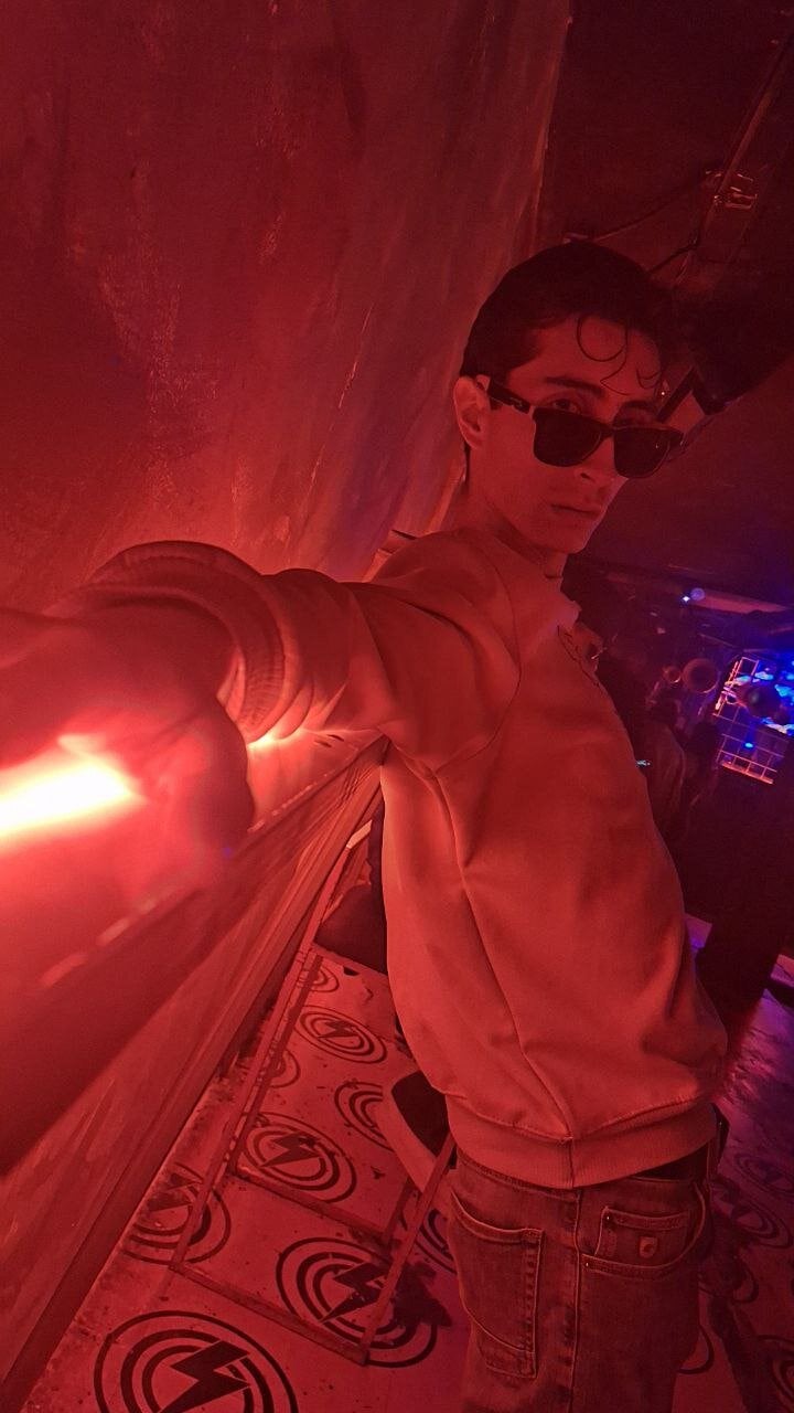 Ithan_Skin Trending Pic 7939