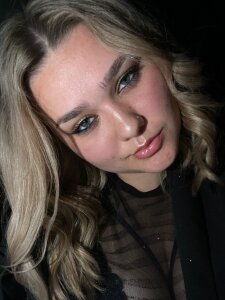 MayaRivers Feelin’ myself Pic 2