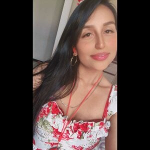 LunaRouuse_ Public Pic 3