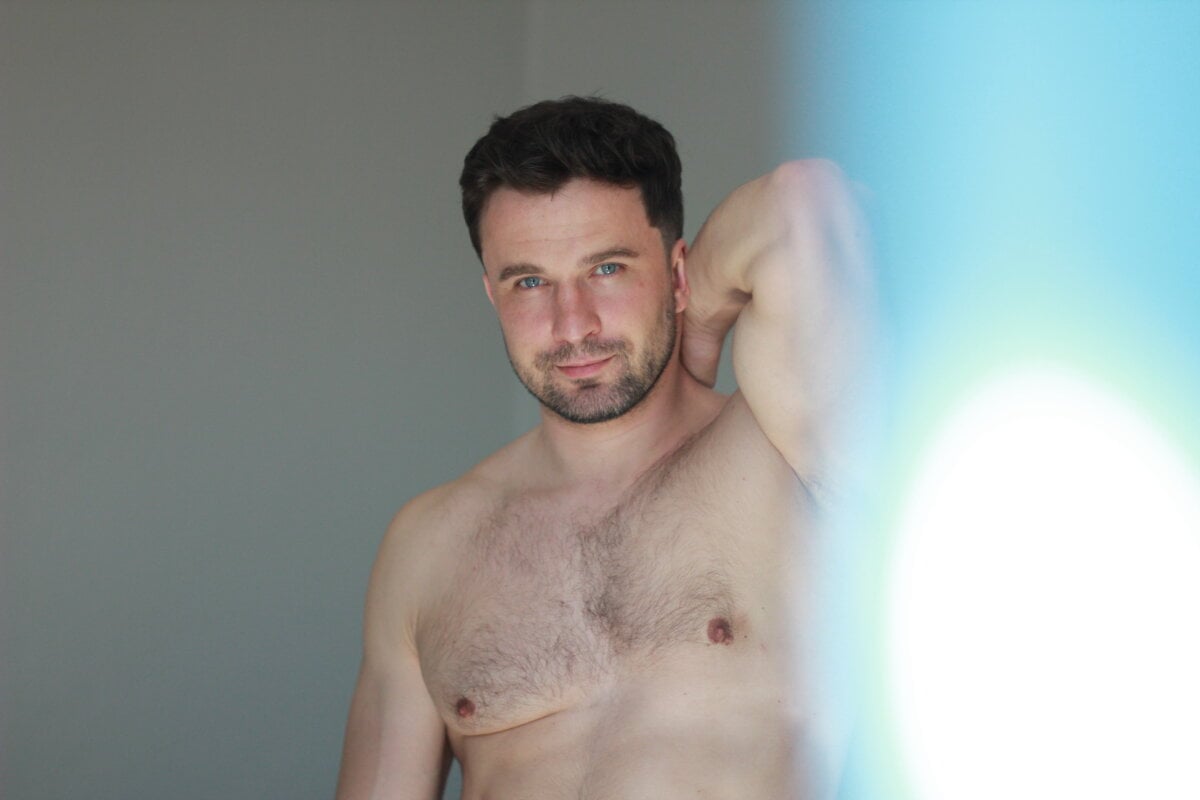 Jonathan___123 Populært bilde 7443