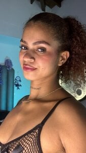 Zdjęcia Saray-sexy1 Your safe place… or not.:  6