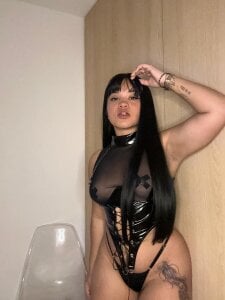 Lucy_wilson5 Public Pic 7