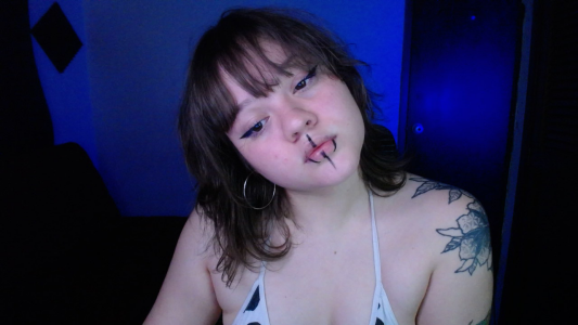Bdsm_and_fries stupid face Pic 8