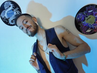 Just good vibes 🍃 de AngelDamianArt  2 photos