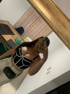 taamy_desire Public Pic 4