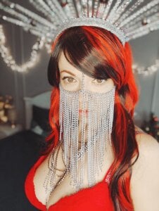 Helena__Femdom Exotic Goddess in red Pic 5