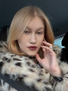 Delya_Luw Public Pic