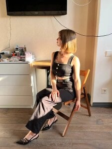 Join ErleneGloss Live Sex Chat - Profiles, Reviews, & Porn