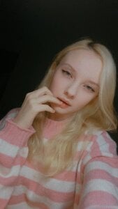 IraYounce Just cute Foto 2