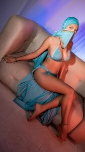 Dalia_hatemm My long, sexy legs 😈🔥 Pic 4