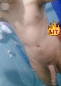 PinchedSpiral Hot Pic 4