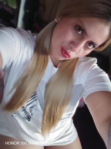 Blonde od Beautiful_blonde93  snímek