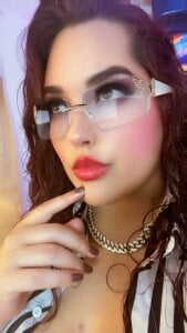 Naughty and latina de KarinaMiss_  Imagens