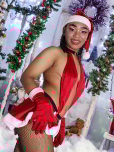 SkylerBloomm this Christmas to another level of sensuality Pic 4