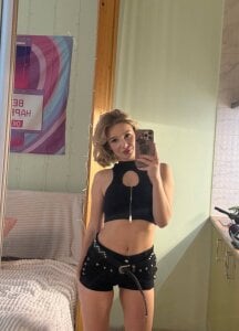 Public de Ella_Lane  3 Imagens