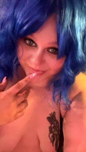 Fatpussybigass Blue hair Pic 2